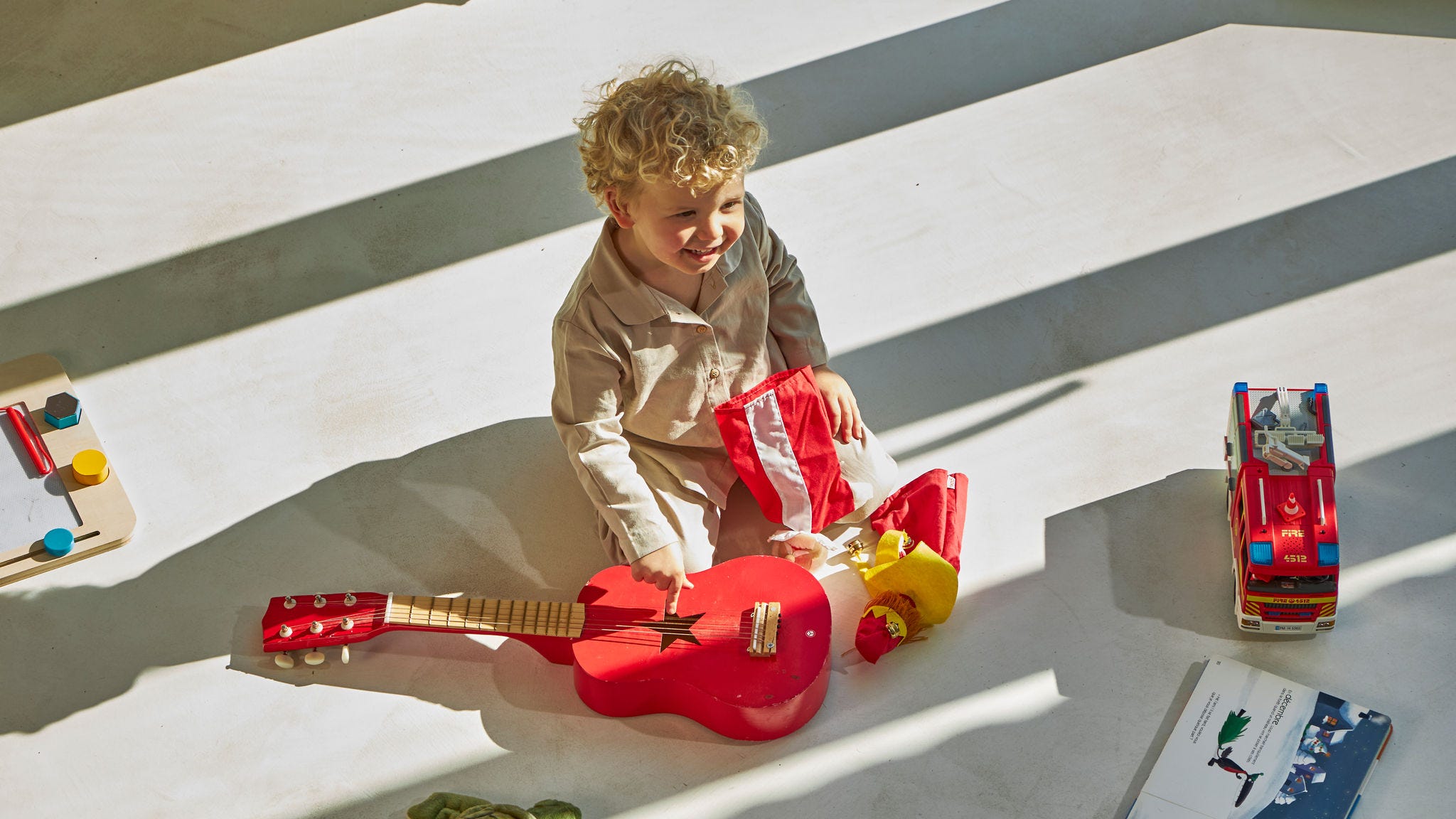 Paisagem urbana com área verde circundante
